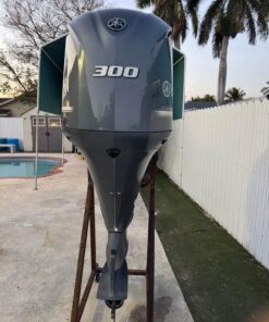 300HP YAMAHA - Outboard Engine Guide